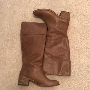 UGG Carlin boots